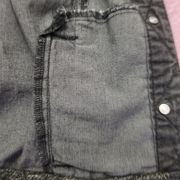 Lei jean jacket with hoodie + sleeves - Picture 3 of 11